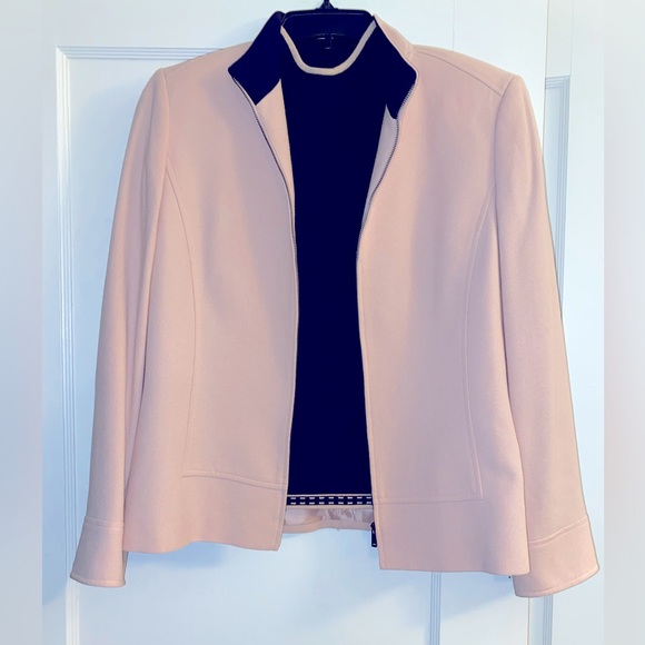 Tahari Jackets & Blazers - Set of 2 TAHARI ARTHUR S. LEVINE shirt and blazer jacket